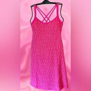 North Face Athletic Dress ❤️ Rare find and excellent condition